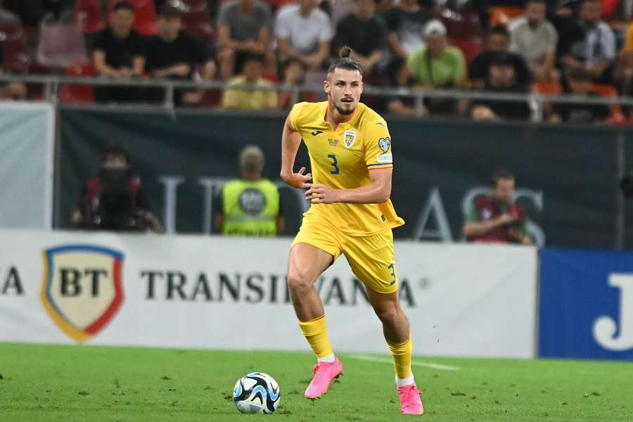 Radu Drăgușin poate ajunge la Everton