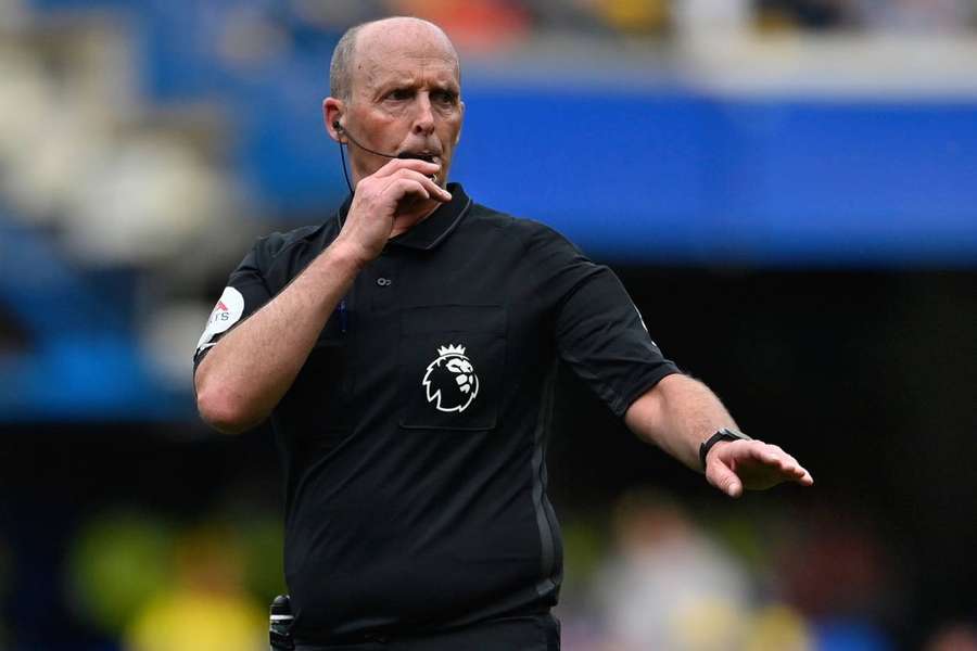 Dean was the Video Assistant Referee (VAR) during a fiery 2-2 draw at Stamford Bridge