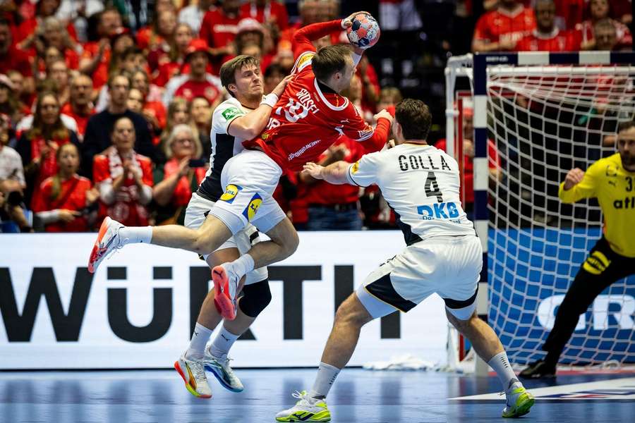 Mathias Gidsel in action against the German defense