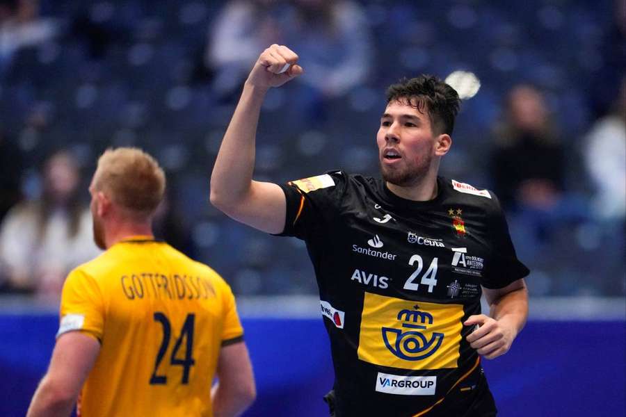 Daniel Dujshevbaev, jugador español de balonmano