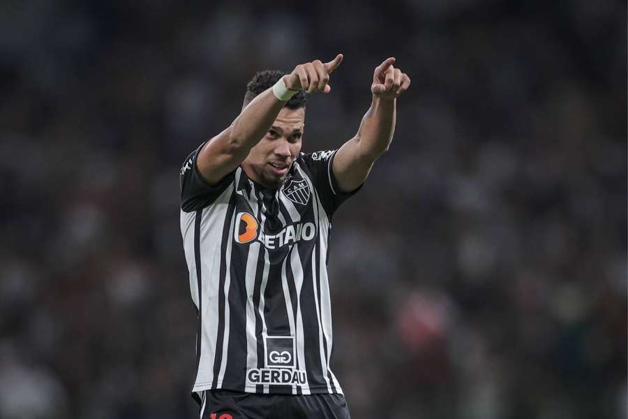 Paulinho celebra seu quarto gol nos últimos três jogos pelo Galo