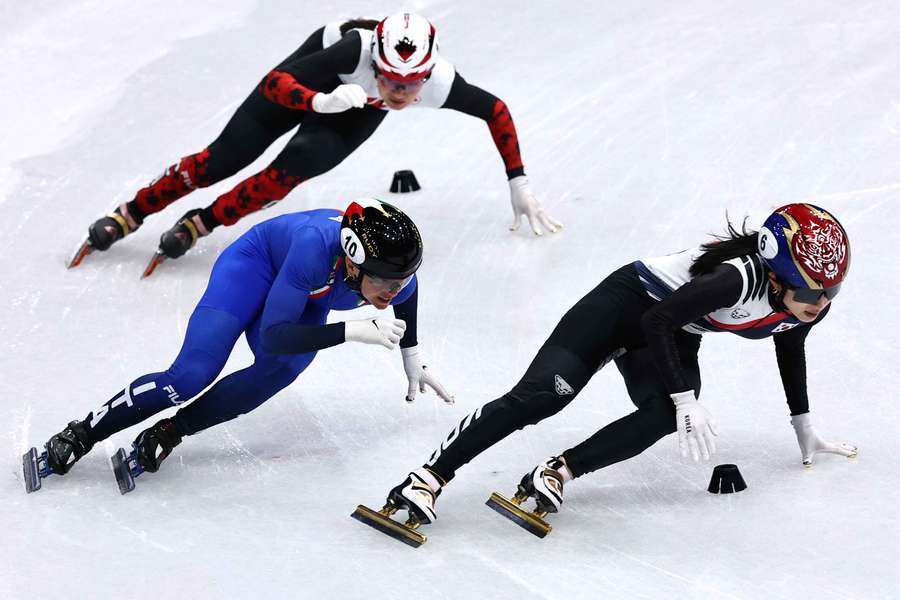 La Corée du Sud sacrée en relais féminin du short-track, 14e médaille pour Fontana