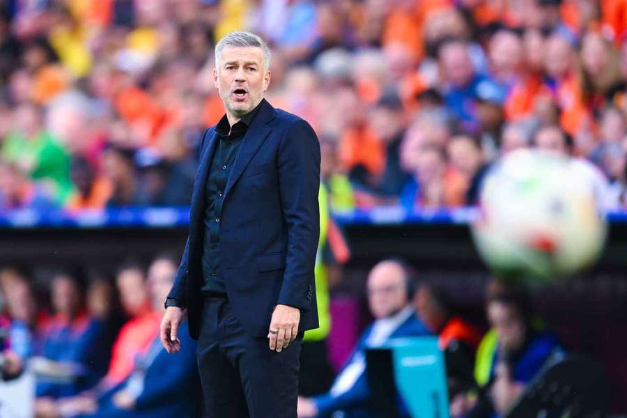 Edi Iordănescu Edi Iordănescu