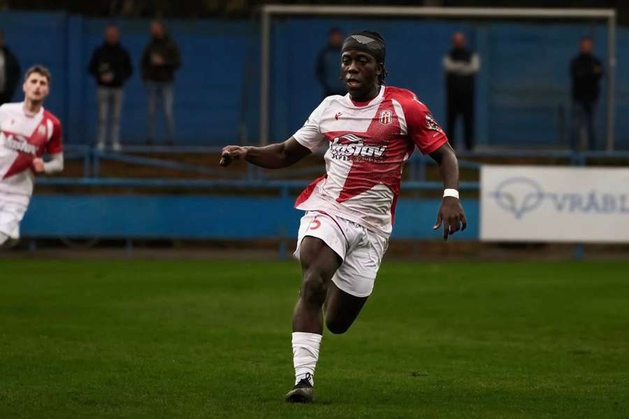 Ibrahim Afolabi Oseni zkusí štěstí v Opavě. Ibrahim Afolabi Oseni zkusí štěstí v Opavě.