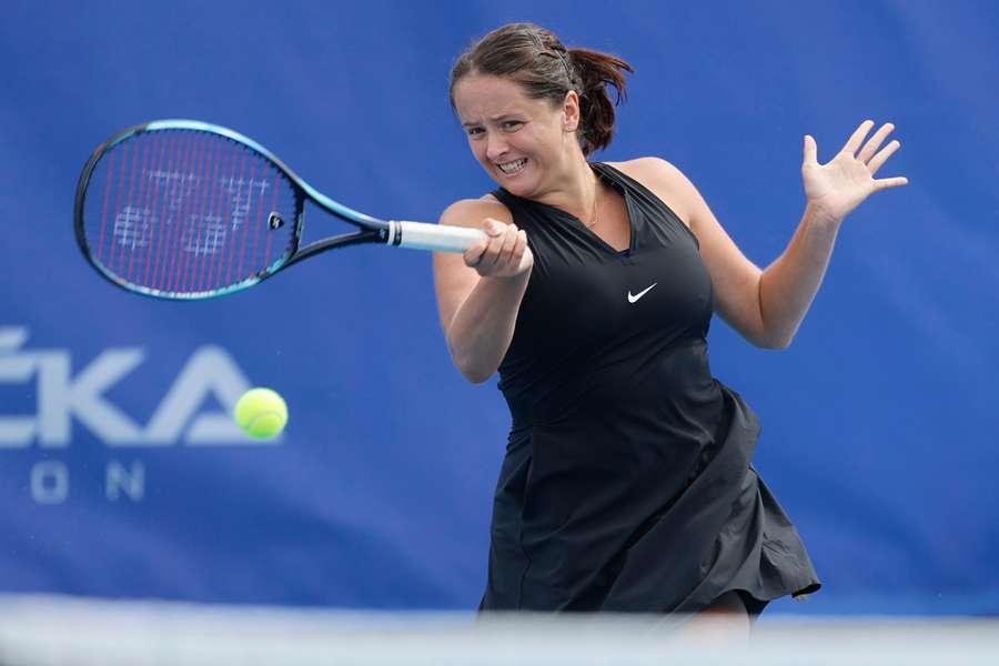 Viktória Hrunčáková sa v obľúbenej Prahe rozlúčila s turnajom v osemfinále s Hibinovou.
