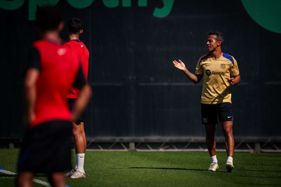 Thiago Alcántara, durante el entrenamiento del Barça.