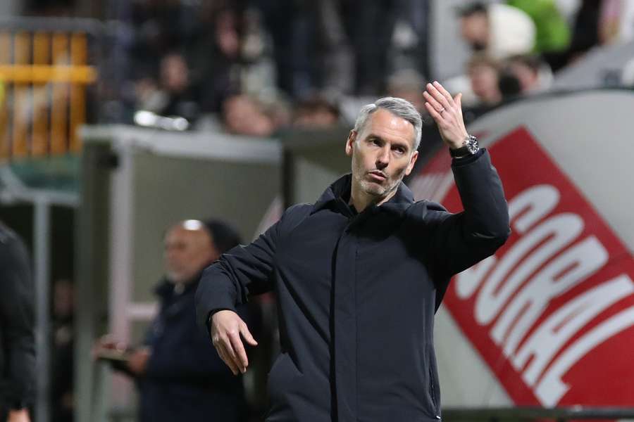 Carlos Vicens frisa ambição do SC Braga ganhar em "campo historicamente difícil"