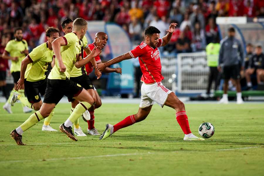 Gonçalo Ramos pode rumar a Paris a troco de, pelo menos, 80 milhões de euros