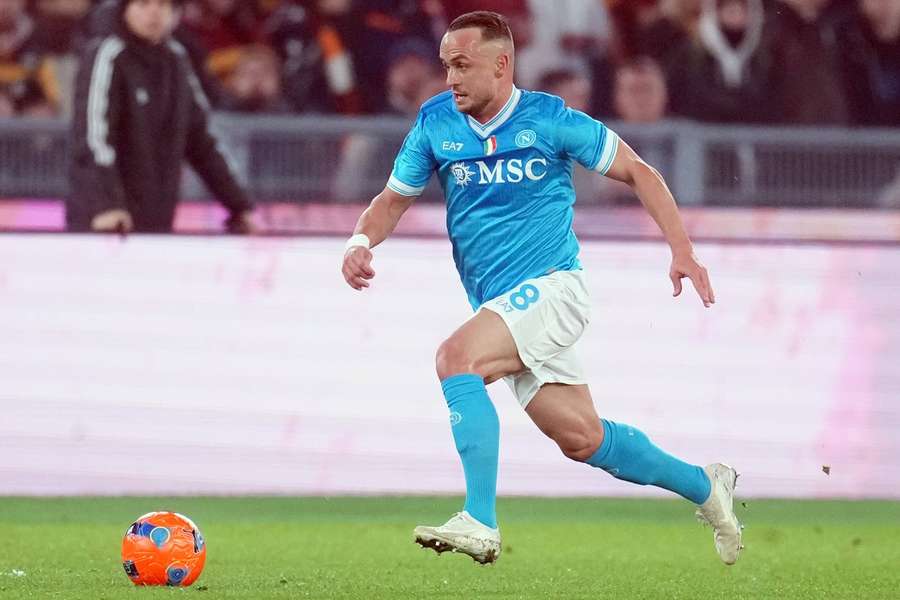 Lobotka nepomôže Neapolu v dôležitom zápase. Lobotka nepomôže Neapolu v dôležitom zápase.