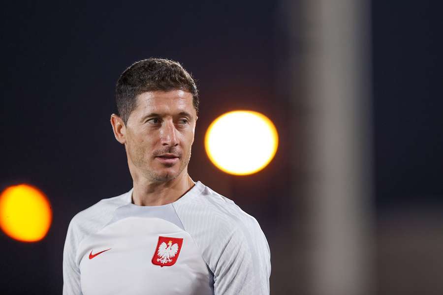 Data analysis: Lewandowski needs help against Argentina