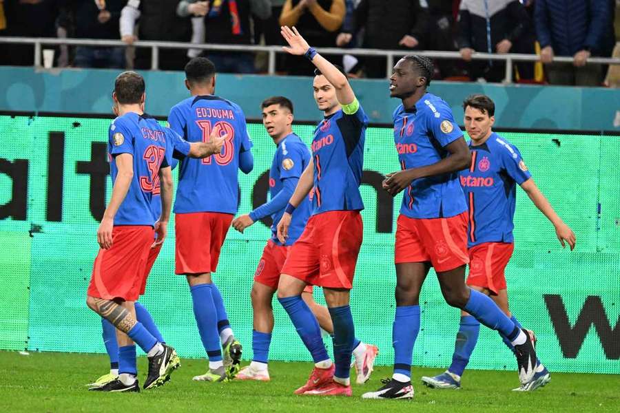 FCSB ar putea câștiga titlul