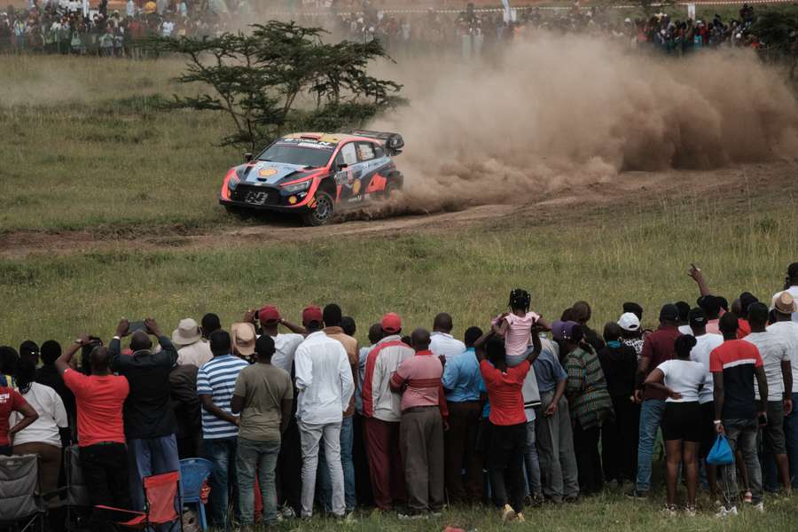 Ogier wygrał w Kenii, Kajetanowicz triumfował w WRC2 w rajdowych mistrzostwach świata