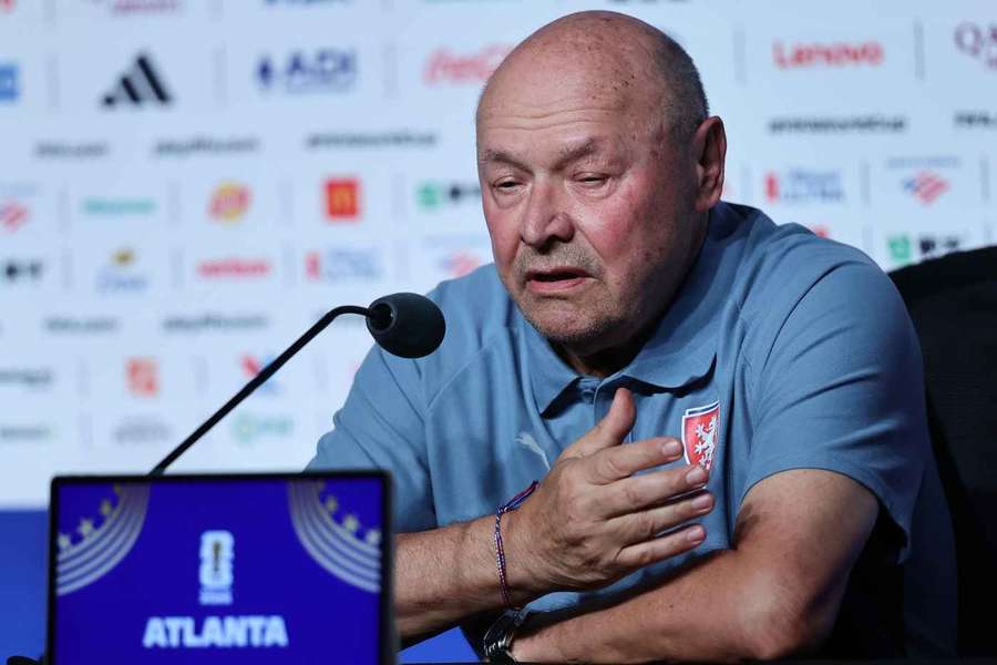 Trenér české reprezentace Miroslav Koubek. Trenér české reprezentace Miroslav Koubek.
