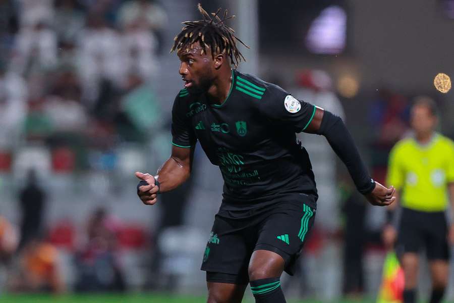 Tropeço do Al-Ahli acirrou a disputa por uma vaga na Champions Asiática
