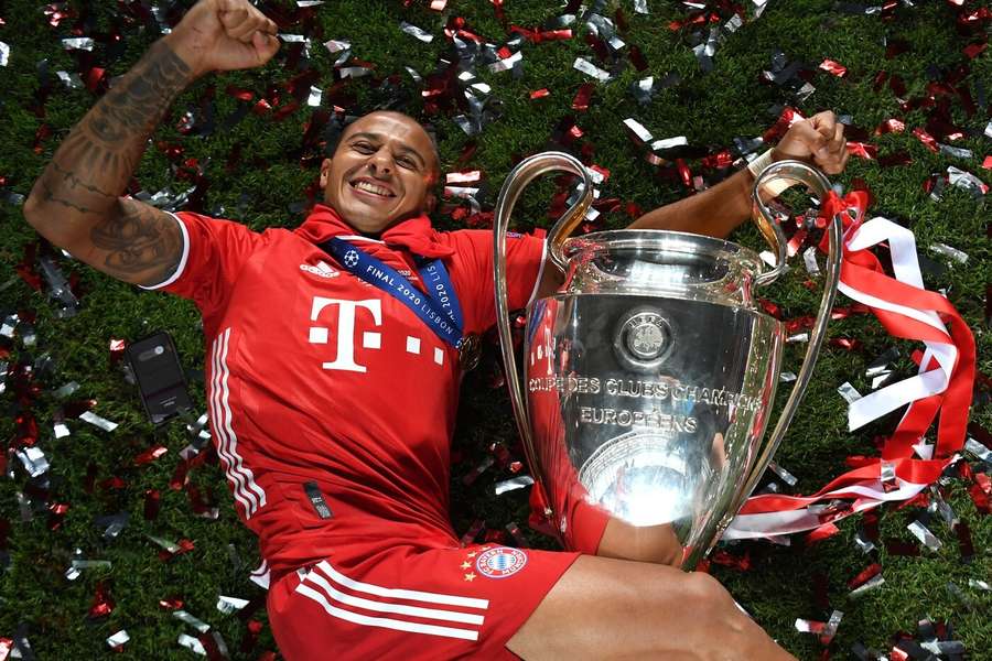 Ex-Bayern Mittelfeld-Star Thiago Alcantara beim Gewinn der Champions League