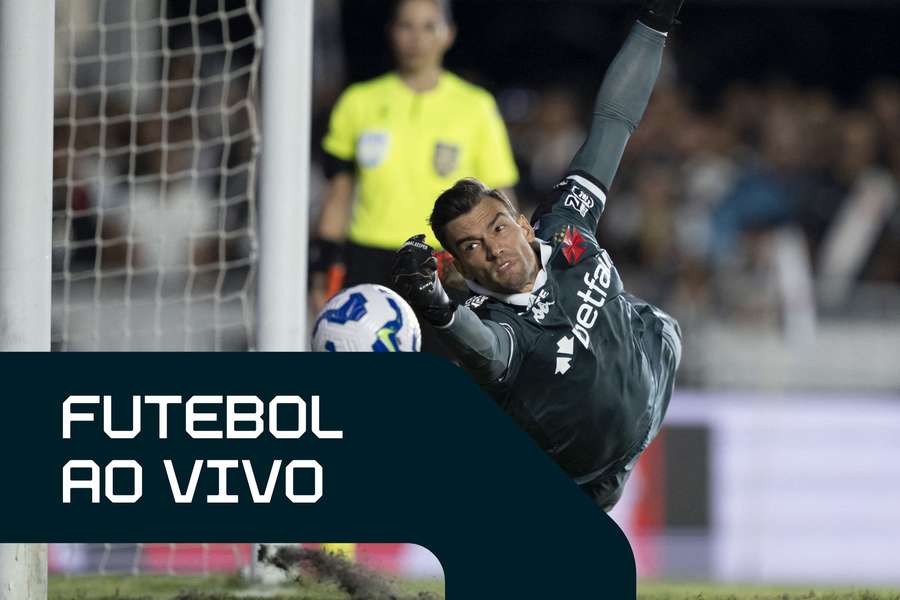 Léo Jardim brilhou nos pênaltis em Vasco x Operário