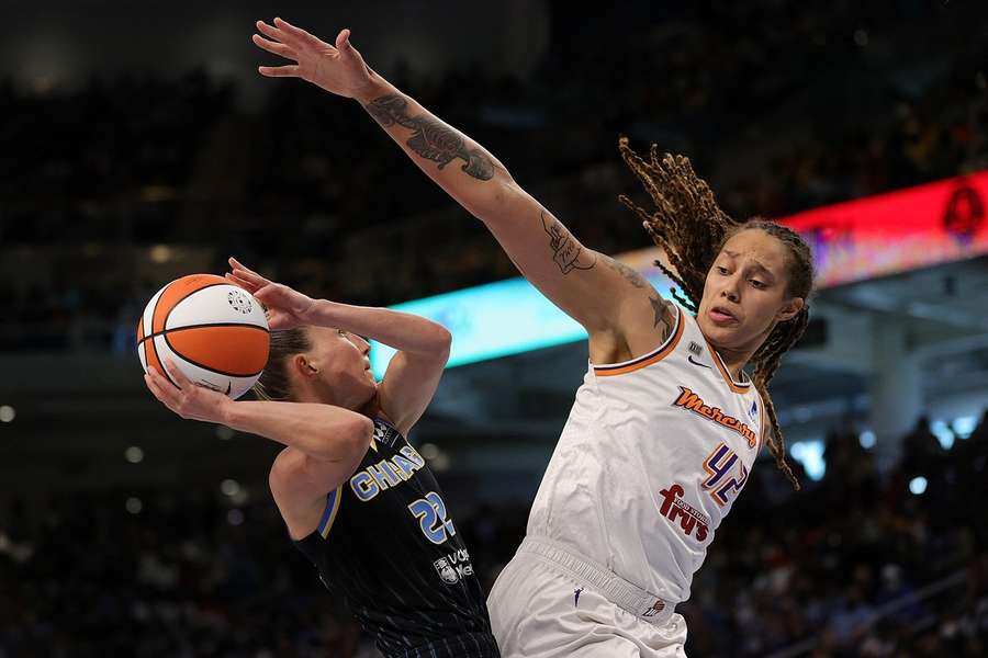 Baschetbalista Brittney Griner, în drum spre o colonie penitenciară