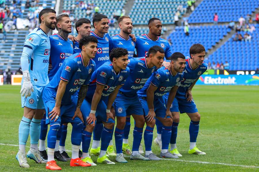 El nómada Cruz Azul consigue su primera victoria en la Liga MX