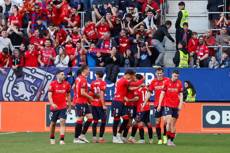 Osasuna celebrate against Sevilla