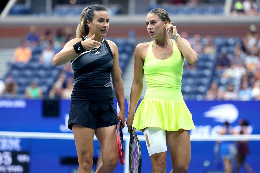 Gabriela Ruse şi Marta Kostiuk