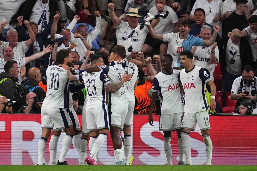 Fotbalisté Tottenhamu vyhráli finále Evropské ligy. Fotbalisté Tottenhamu vyhráli finále Evropské ligy.