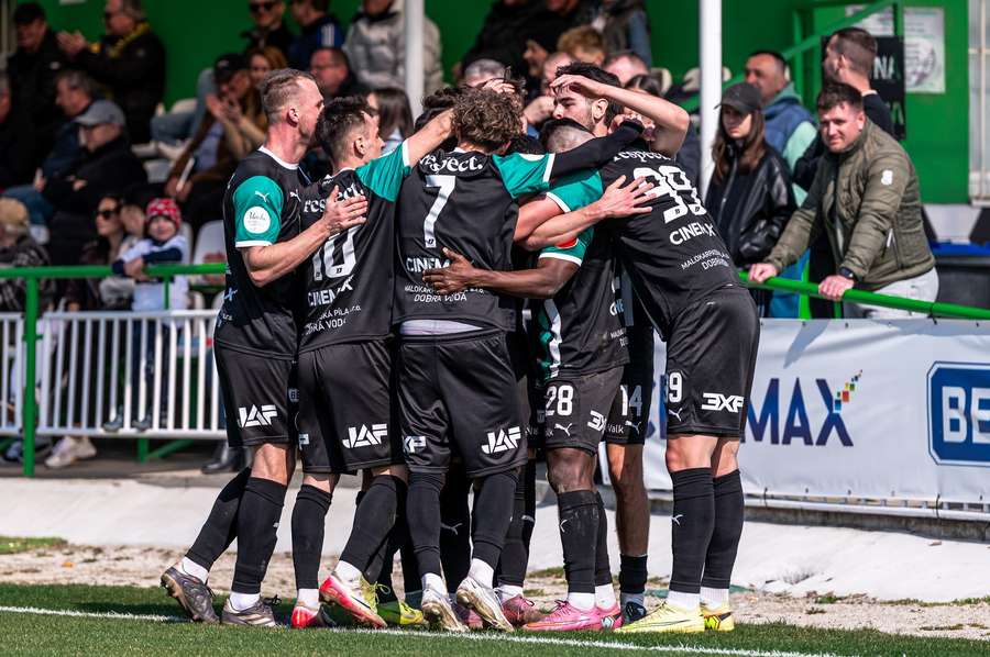 Malženice zaskočili Banskú Bystricu.