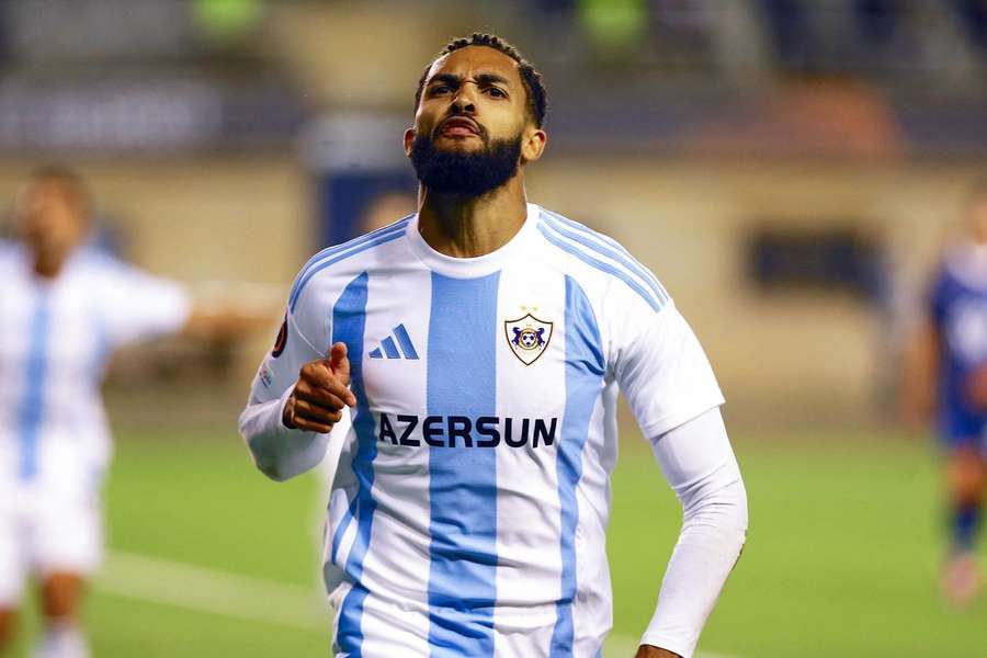 Juninho em destaque no Qarabag
