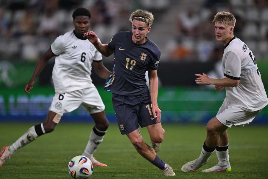 Derry scores first goal for Chelsea U21s