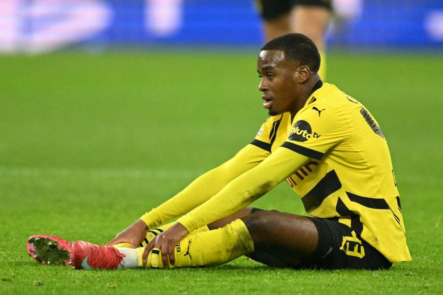 Jamie Gittens e o Borussia Dortmund jogam grande parte da época diante do Sporting