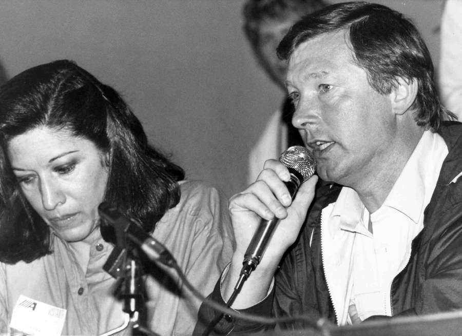 Ferguson em uma coletiva de imprensa em 1986.