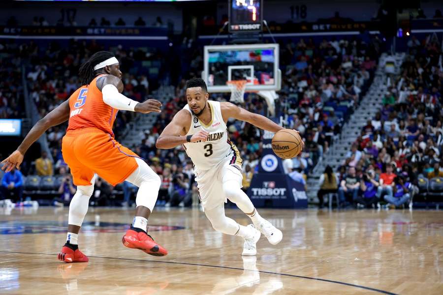 CJ McCollum (Pelicans) gegen Lugentz Dort (OKC)