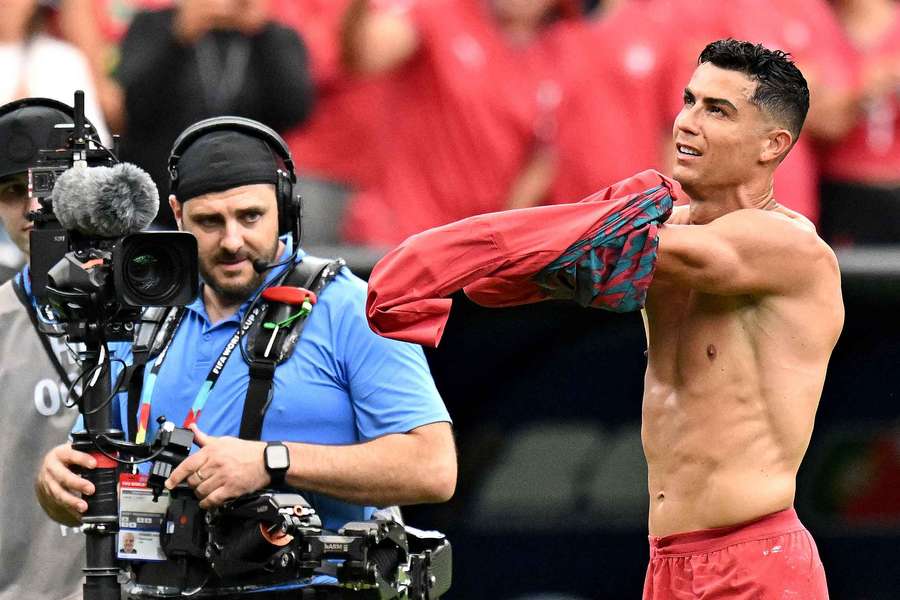 Cristiano Ronaldo em destaque no triunfo de Portugal Cristiano Ronaldo em destaque no triunfo de Portugal