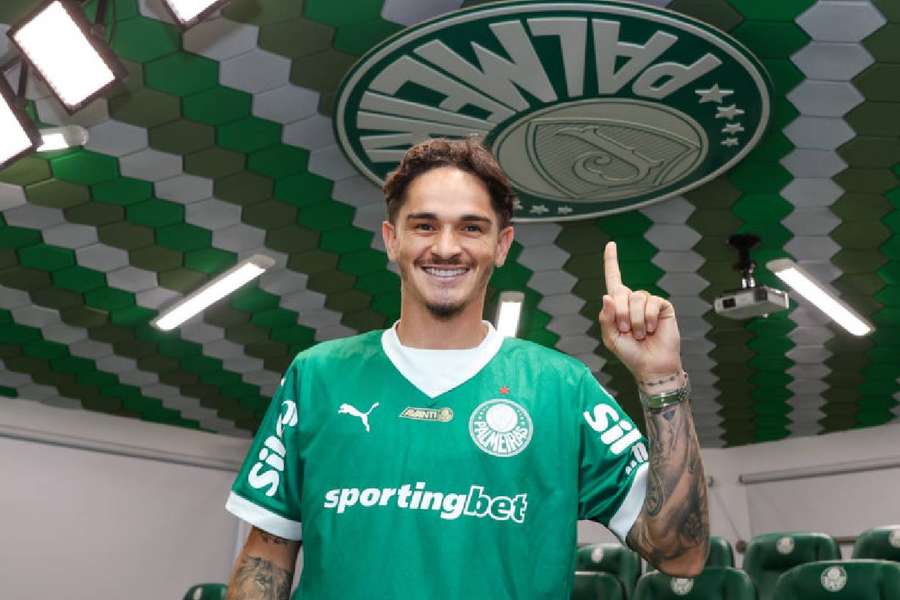 Palmeiras contrata lateral-direito Khellven, do CSKA Moscou
