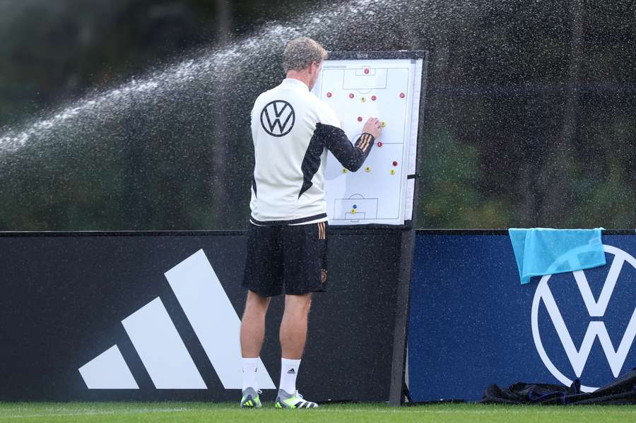 Julian Nagelsmann bastelt an einer neuen Aufstellung.