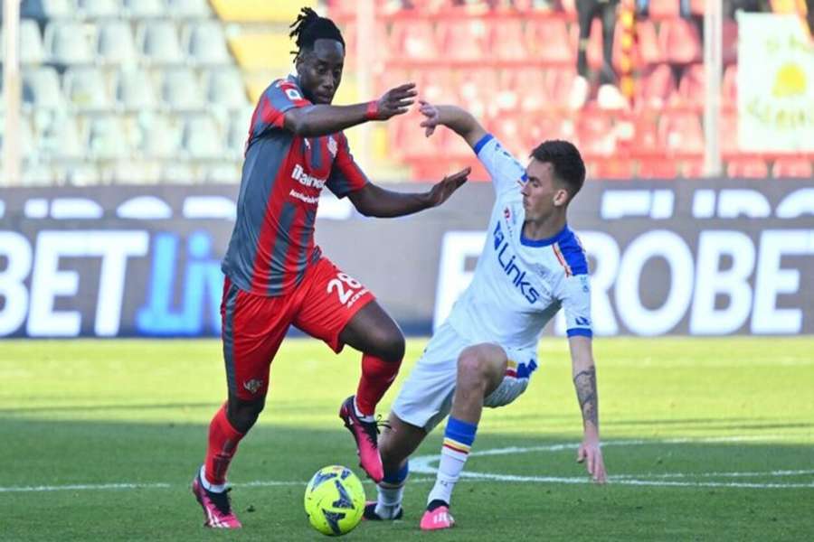 Cremonese sit slumped at the bottom of Serie A