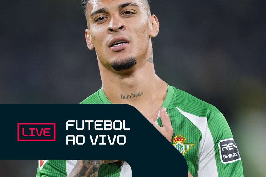 O iluminado Anthony entra em campo nesta tarde pela Liga Europa O iluminado Anthony entra em campo nesta tarde pela Liga Europa