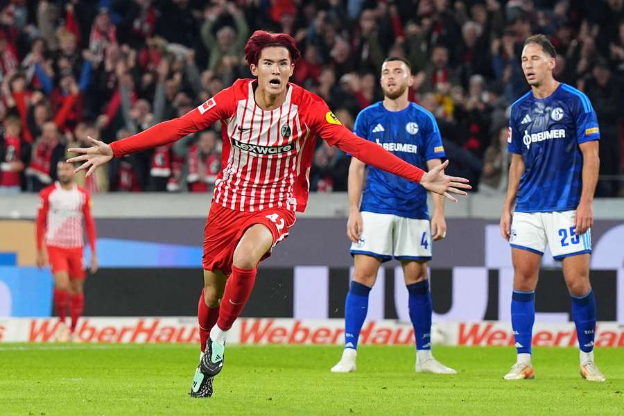 Goto festeggia il gol