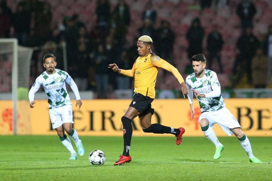 Penafiel saiu na frente mas Moreirense deu a volta