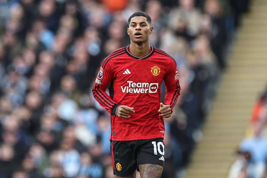 Hansi Flick gives Rashford the "green light" to move from Man Utd to Barcelona Hansi Flick gives Rashford the "green light" to move from Man Utd to Barcelona