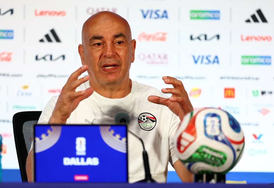 Hossam Hassan não garantiu a titularidade de Salah Hossam Hassan não garantiu a titularidade de Salah