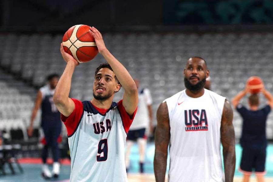 Tyrese Haliburton e LeBron James descobriram a sua nova casa.