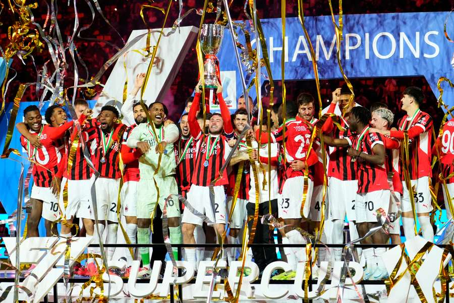 Il Milan ha vinto l'ultima edizione della Supercoppa italiana Il Milan ha vinto l'ultima edizione della Supercoppa italiana