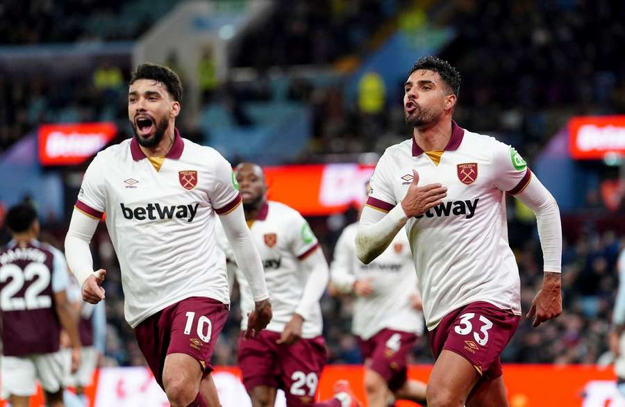 Emerson (R) celebrates with Paqueta