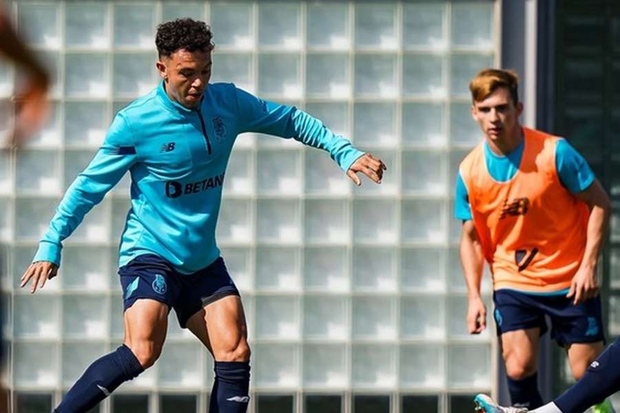 Pepê e Francisco Conceição no treino do FC Porto