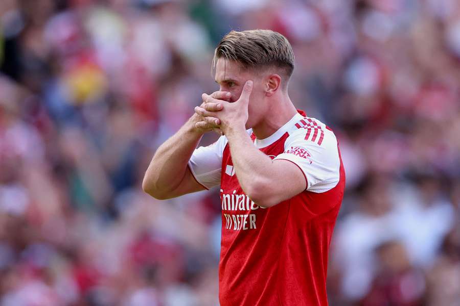 Gyökeres fez sua celebração tradicional em frente à torcida do Arsenal