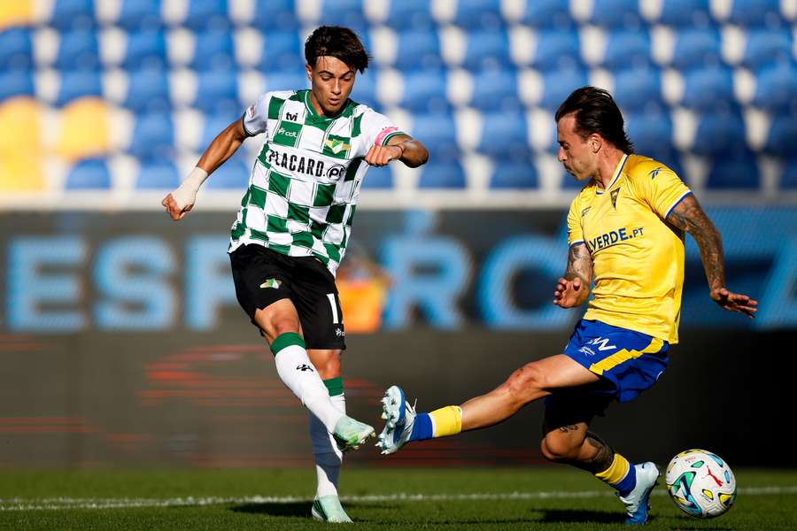 Tiago Andrade esteve em grande plano frente ao Estoril