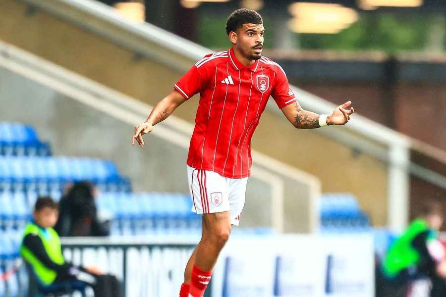 Spurs target Gibbs-White turns out for Forest; earns praise from teammates