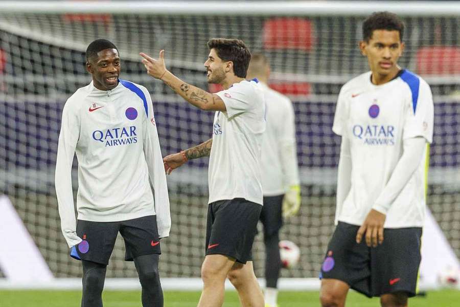 PSG tažené Ousmanem Dembelem (vlevo) útočí na další trofej.