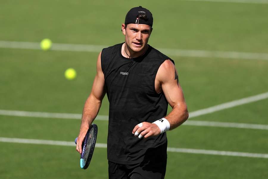 Jack Draper se odhlásil z Wimbledonu.