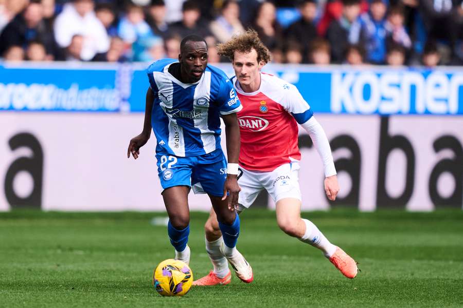Moussa Diarra, con el balón